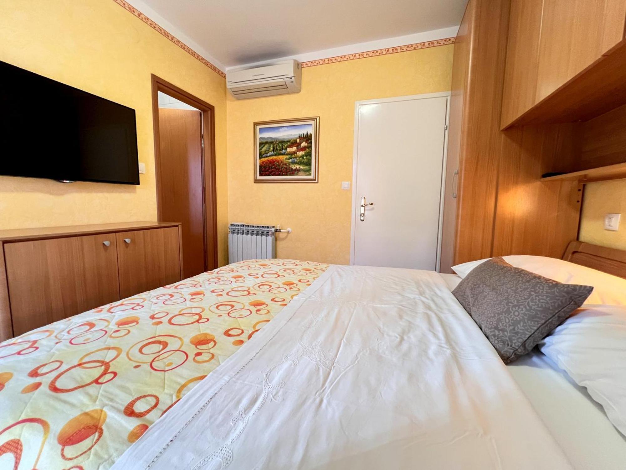 Bed & Breakfast Rab Palit Eksteriør bilde